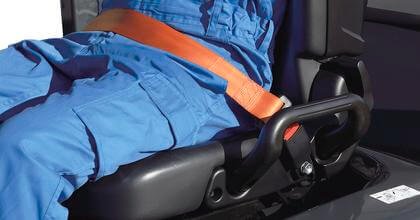 Forklift literature link FH50 seat belt 2 b06 kai e cut.eps