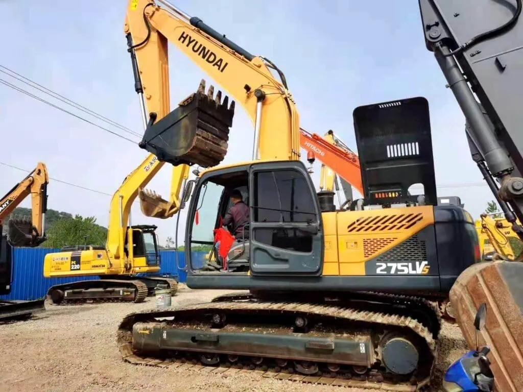 Hyundai 275Lvs excavator