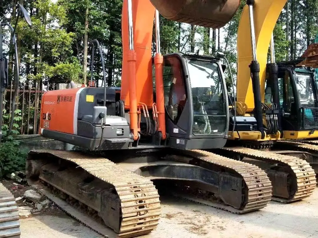 Hitachi ZX240 Used Excavator