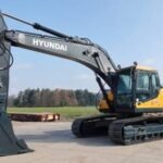 Hyundai 215 Excavator