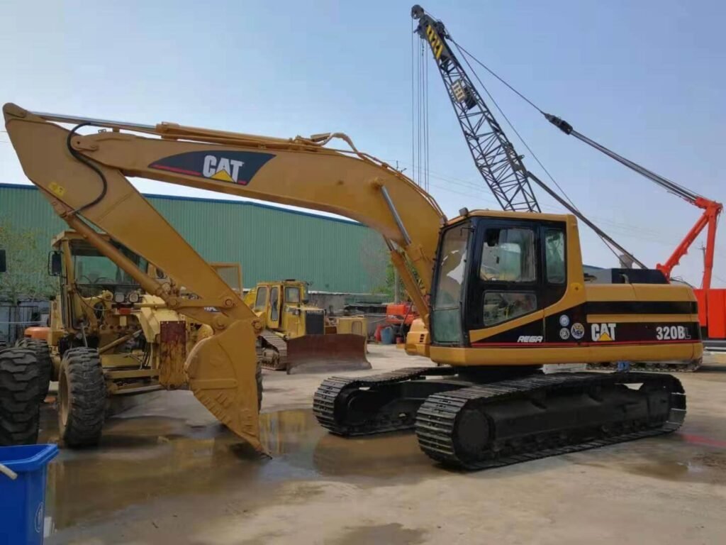 used caterpillar 320bl excavator