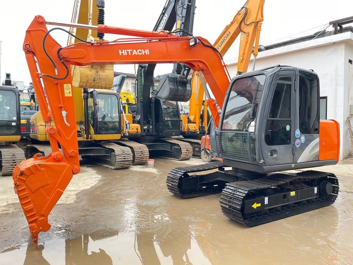 hitachi zx70