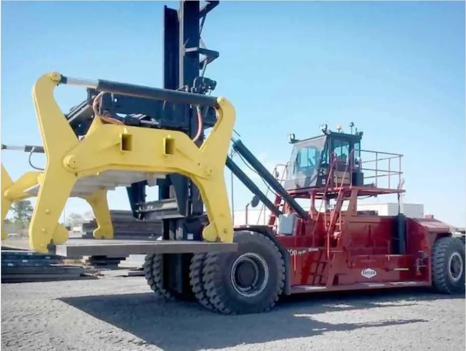 biggest forklift10