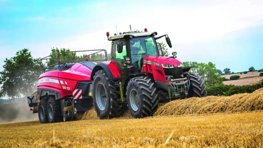 Massey Ferguson 8700S