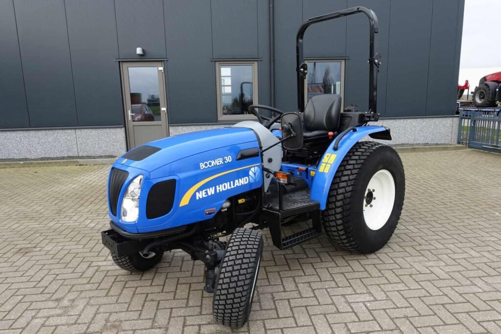 New Holland Boomer 30